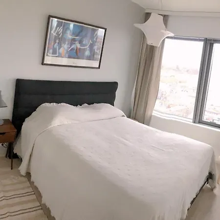 Spacious Corner With Sea View * Хельсинки