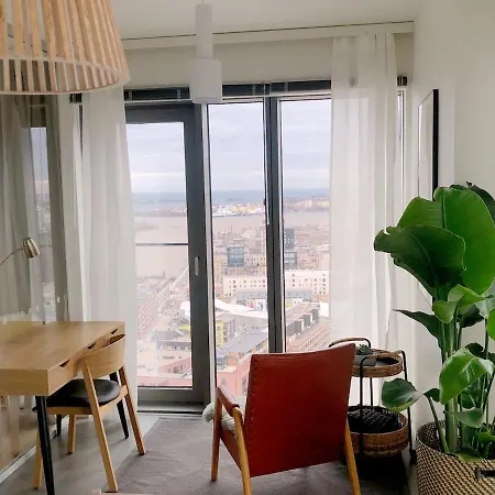 Apartmán Spacious Corner With Sea View *